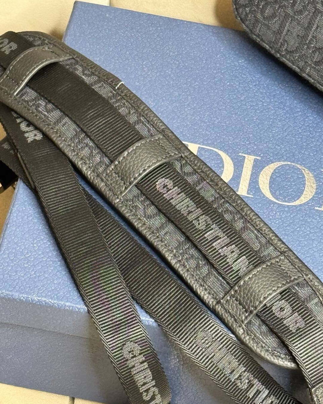 Сумка Dior Safari