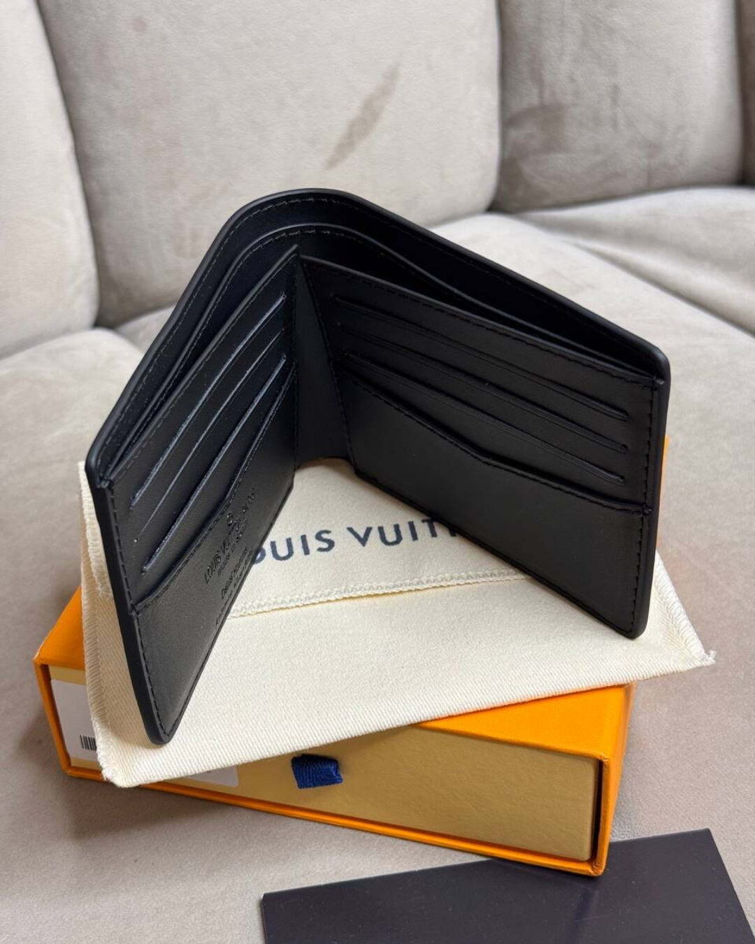 Кошелёк Louis Vuitton