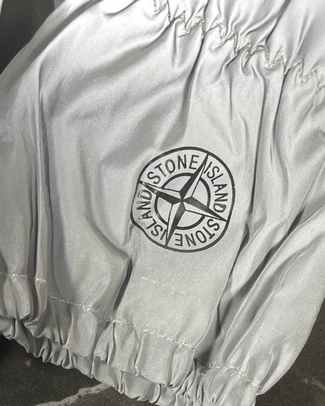 Перчатки Stone Island