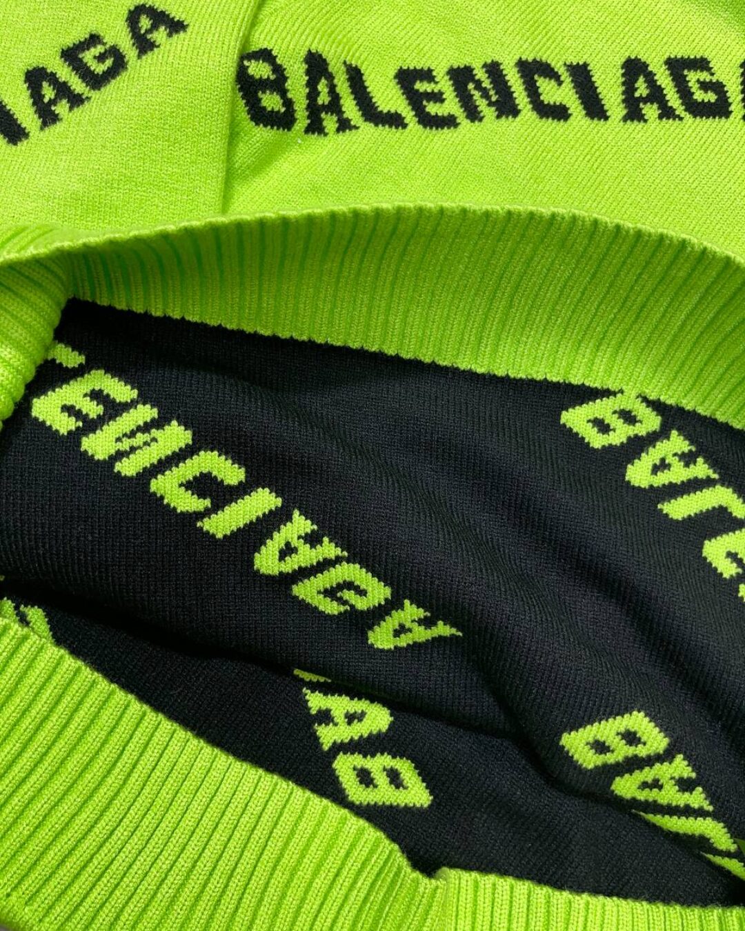 Свитер Balenciaga — фото 9