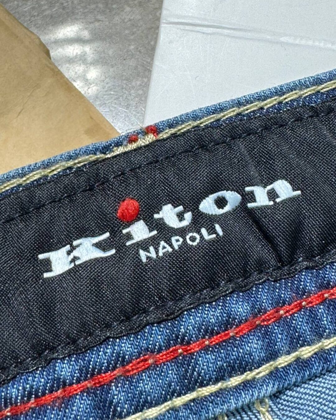 Джинсы Kiton