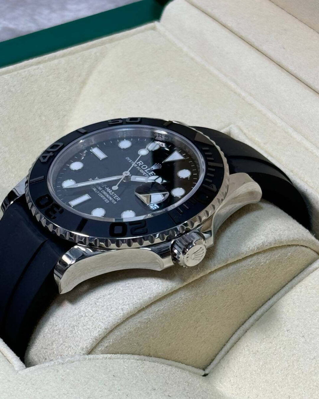 Часы Rolex Yacht-Master