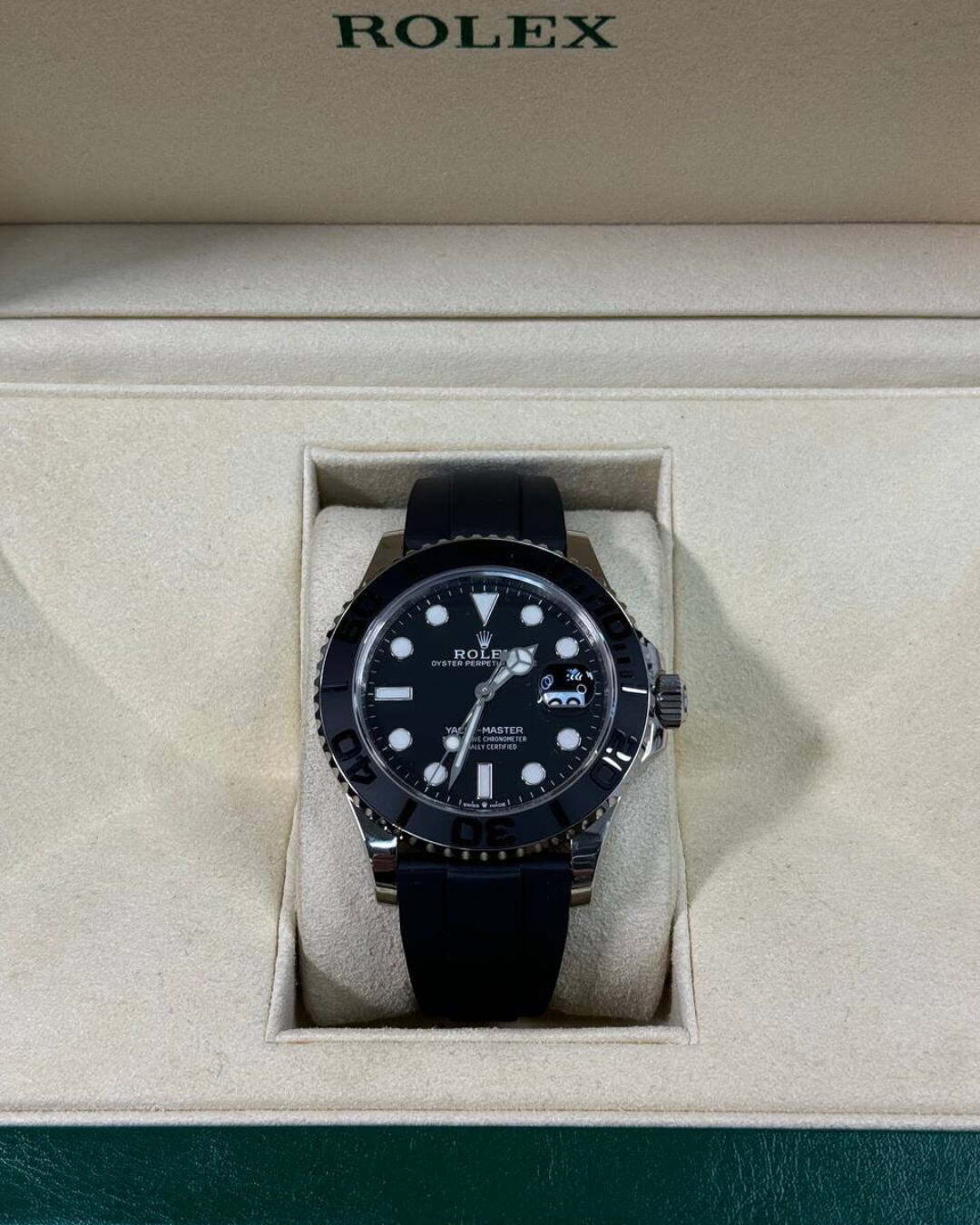 Часы Rolex Yacht-Master