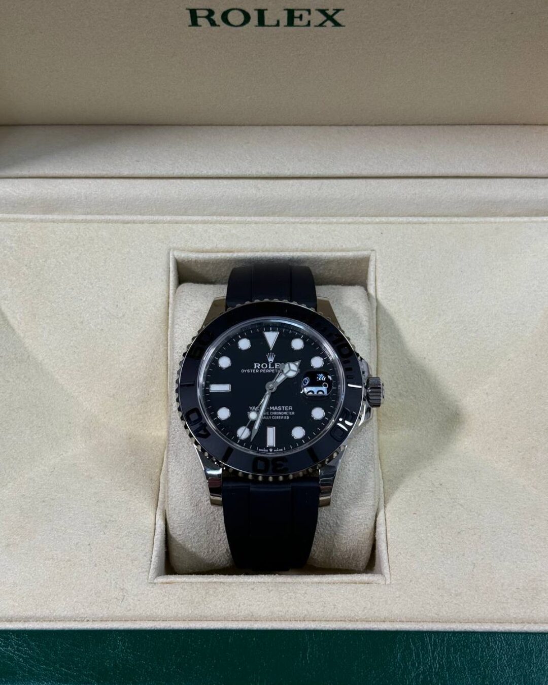 Часы Rolex Yacht-Master