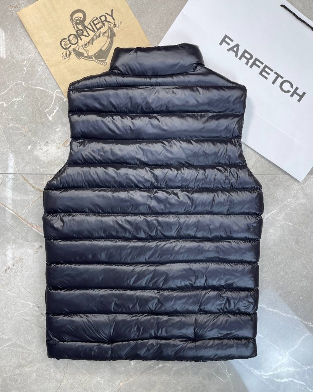 Жилет Burberry