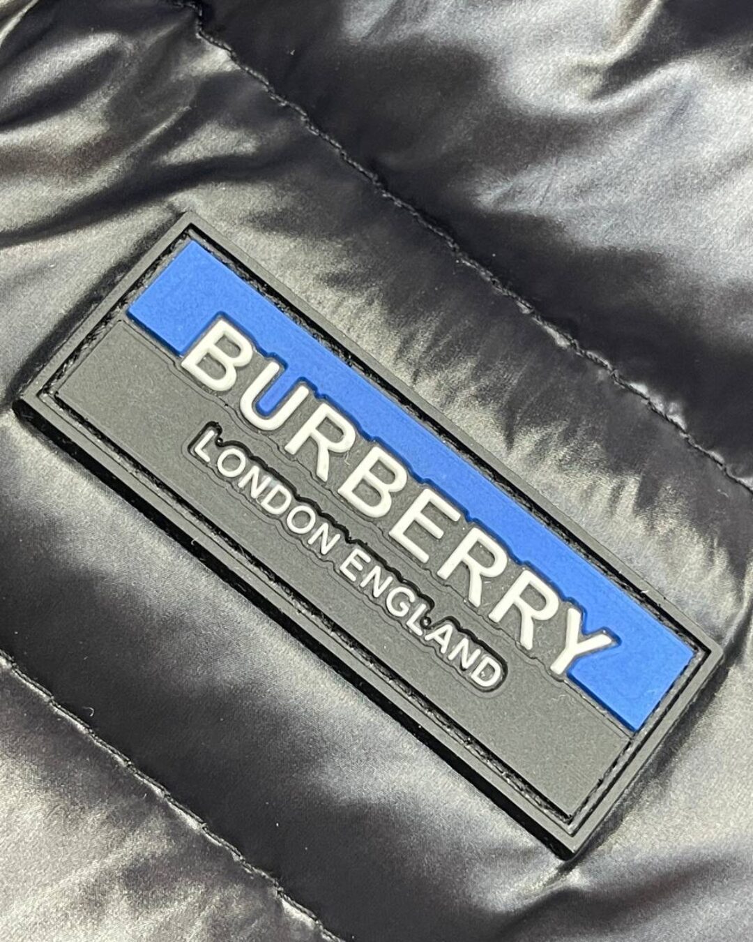Жилет Burberry