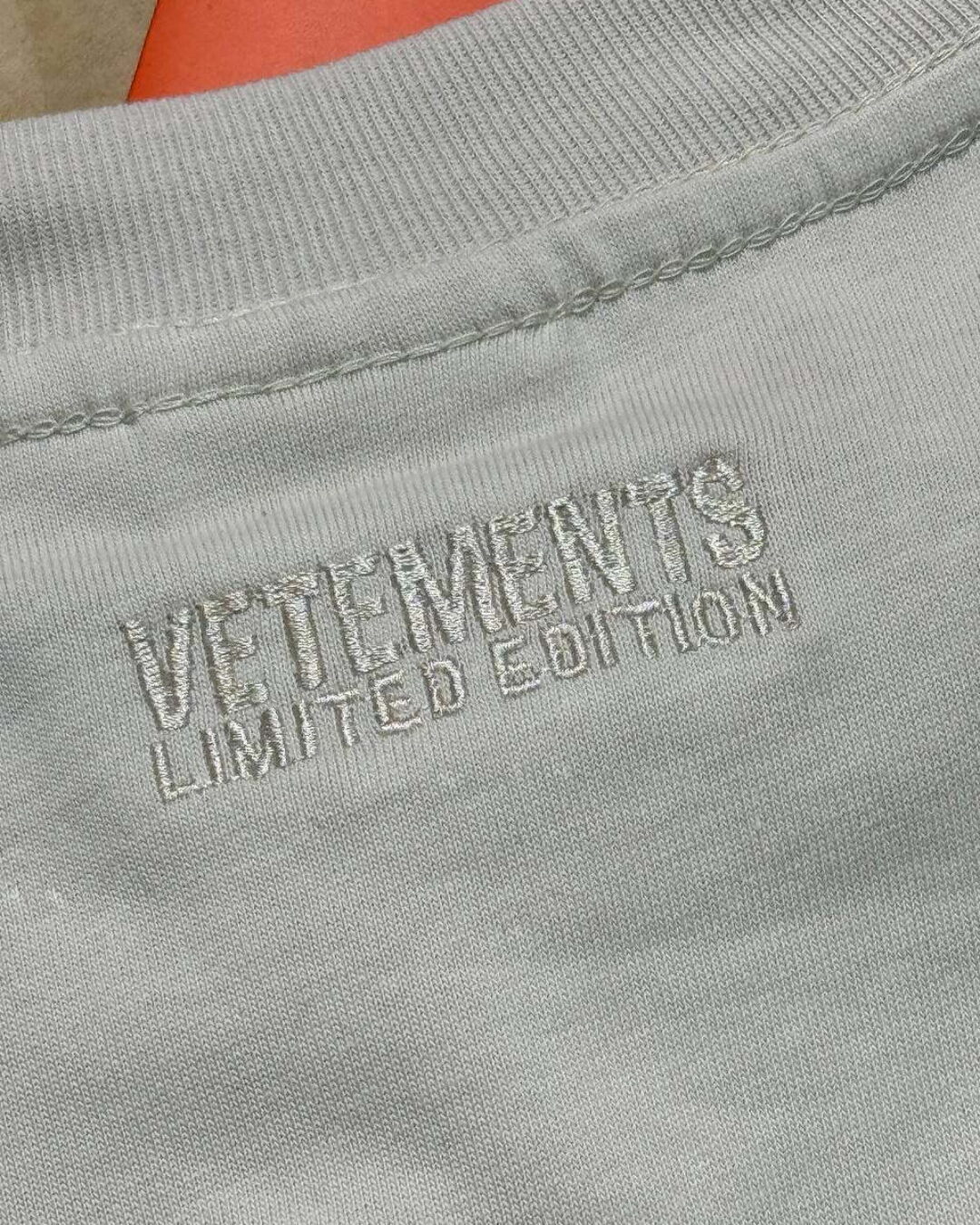 Футболка Vetements Logo — фото 8