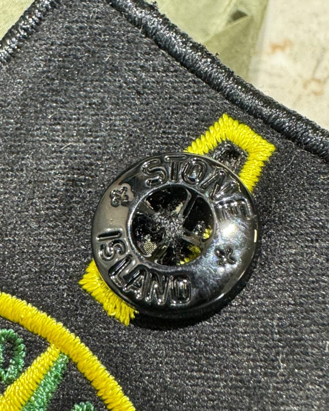 Спортивные штаны Stone island