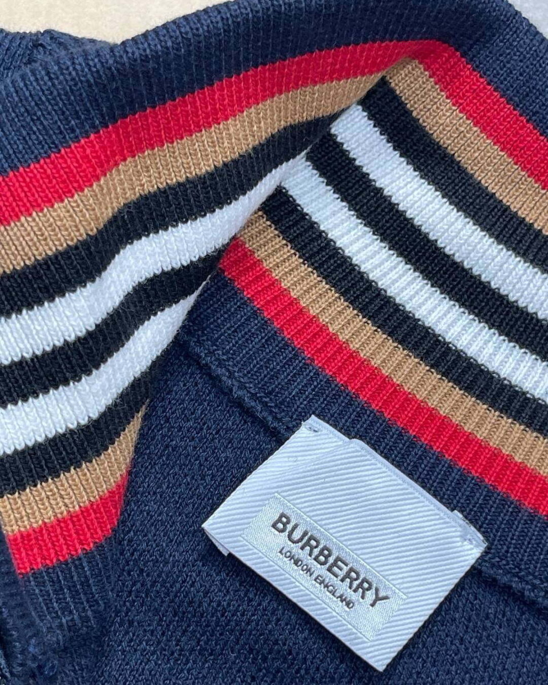Кофта Burberry — фото 9
