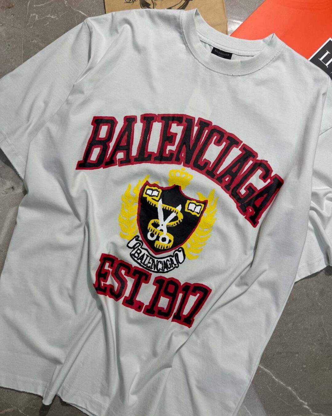 Футболка Balenciaga — фото 3