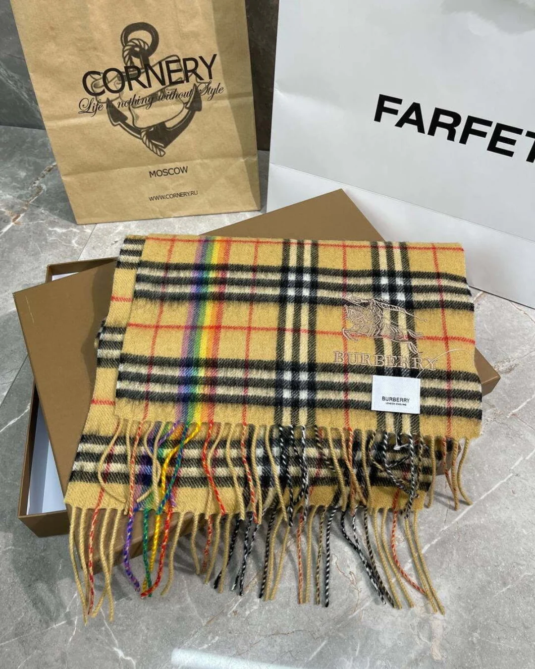Шарф Burberry