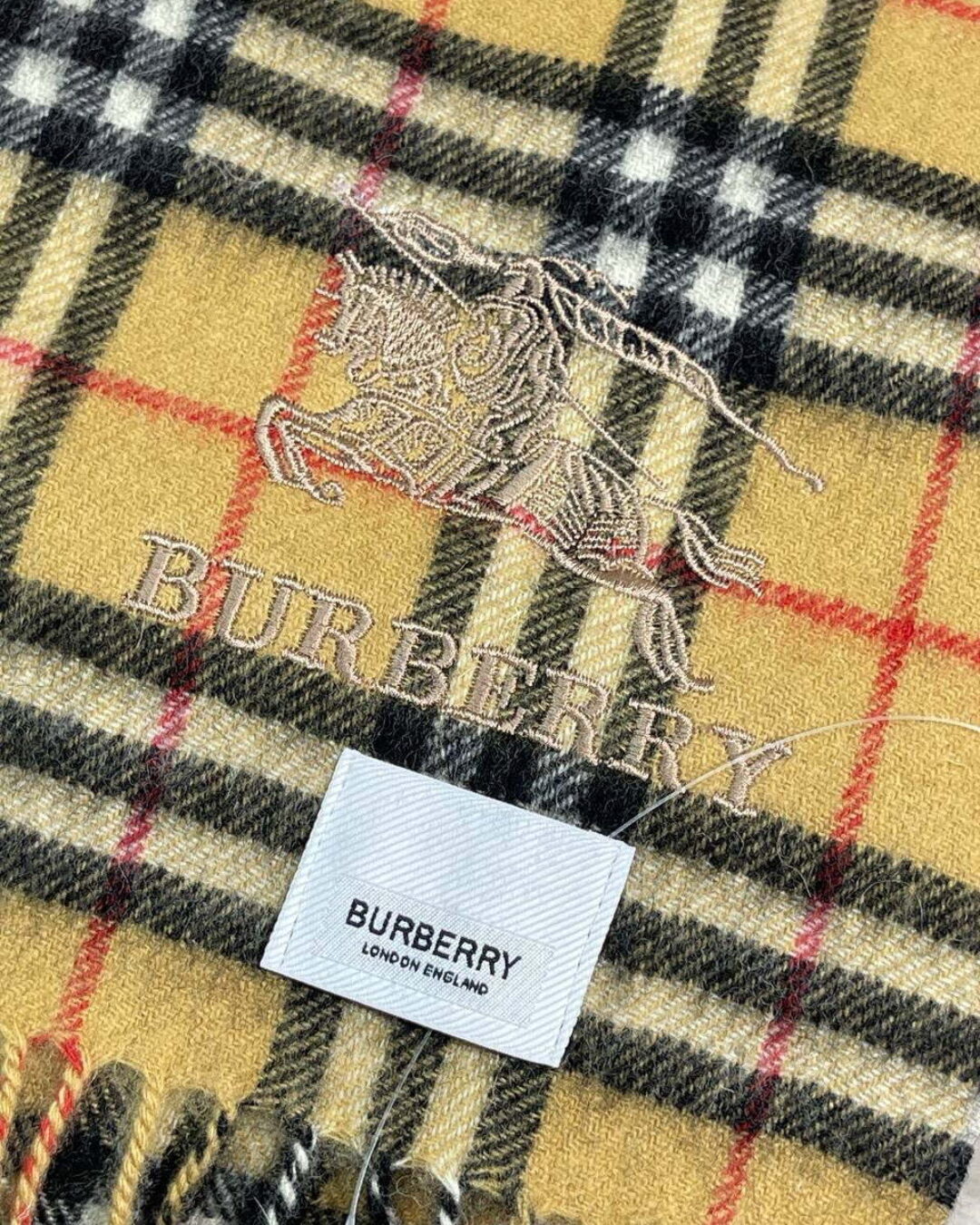 Шарф Burberry
