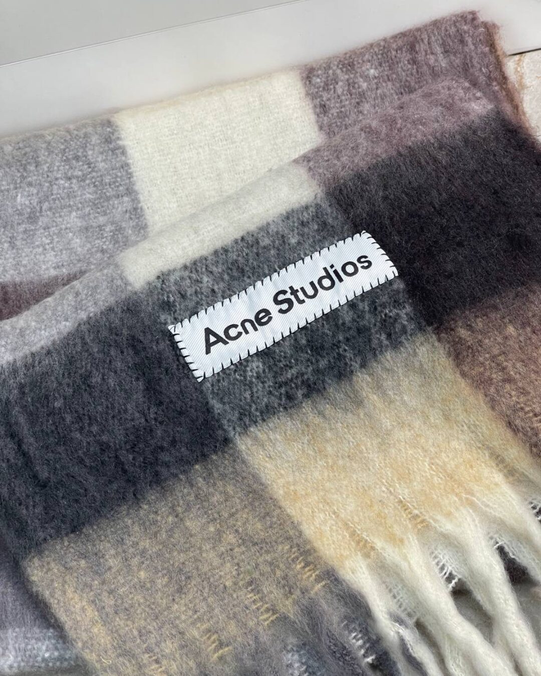 Шарф Acne Studios