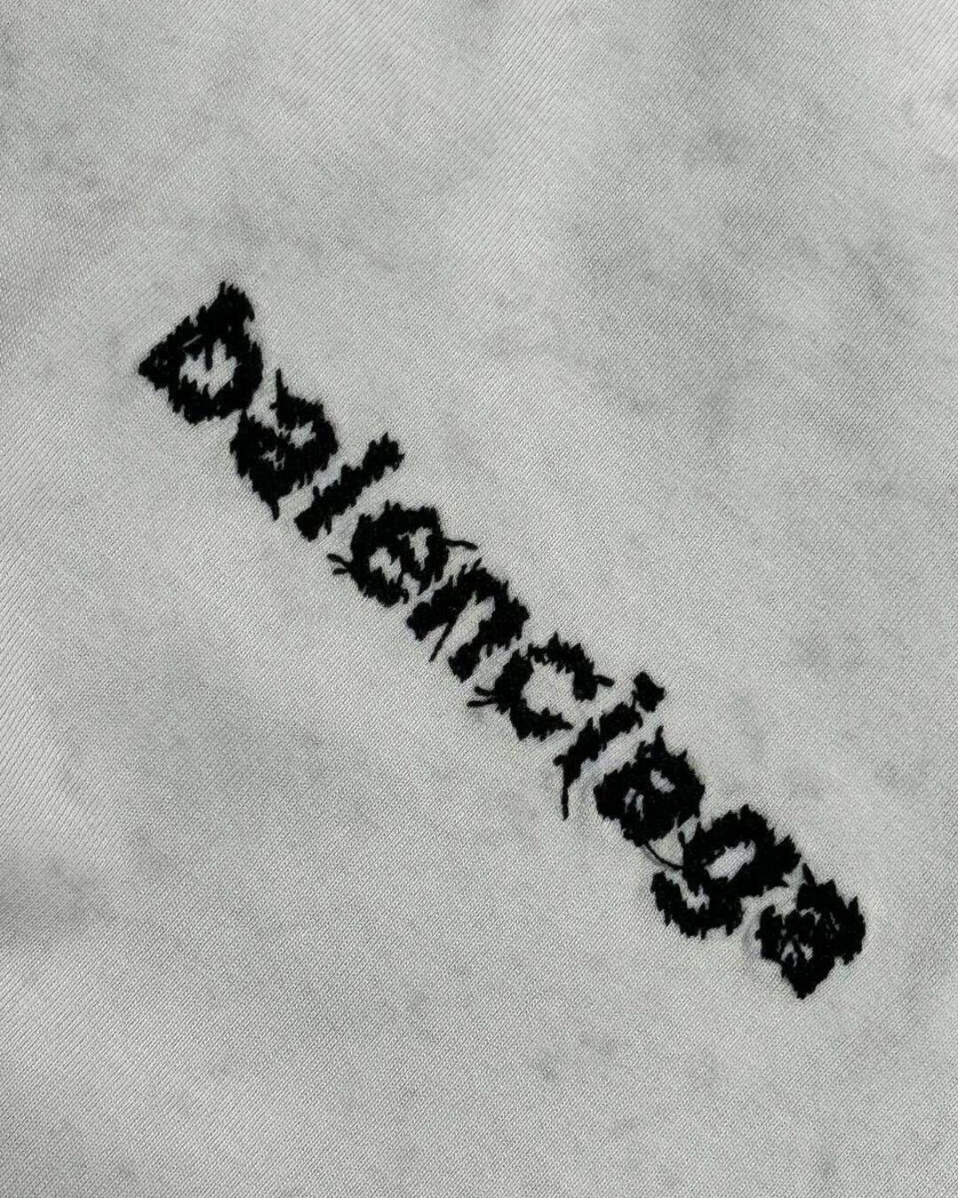 Футболка Balenciaga — фото 6