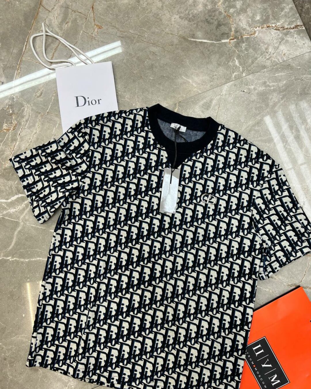 Костюм Dior