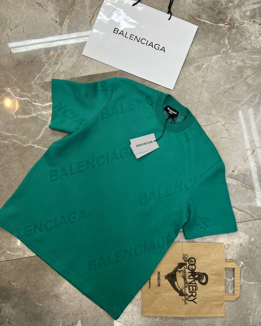 Футболка Balenciaga