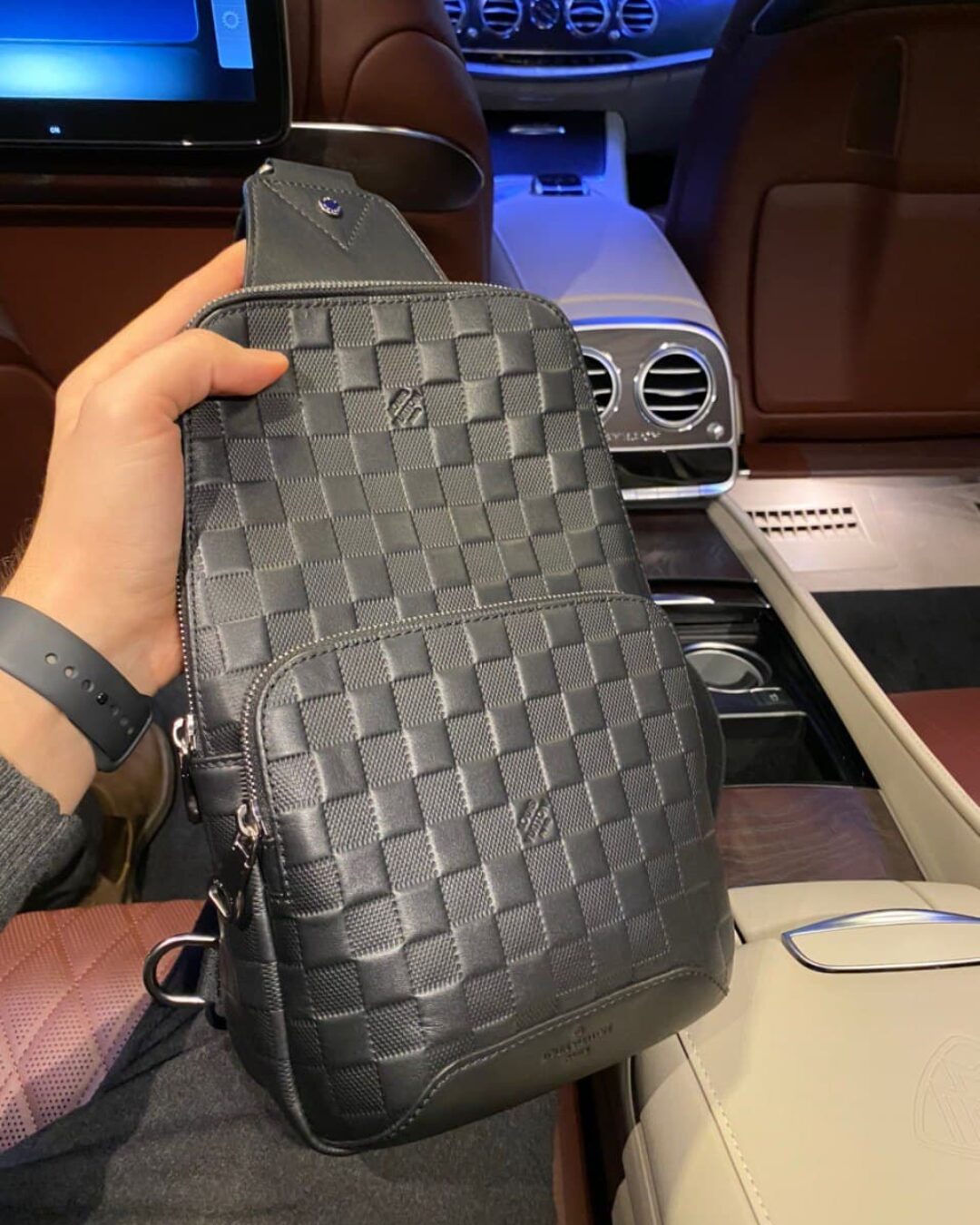 Сумка Louis Vuitton Avenue