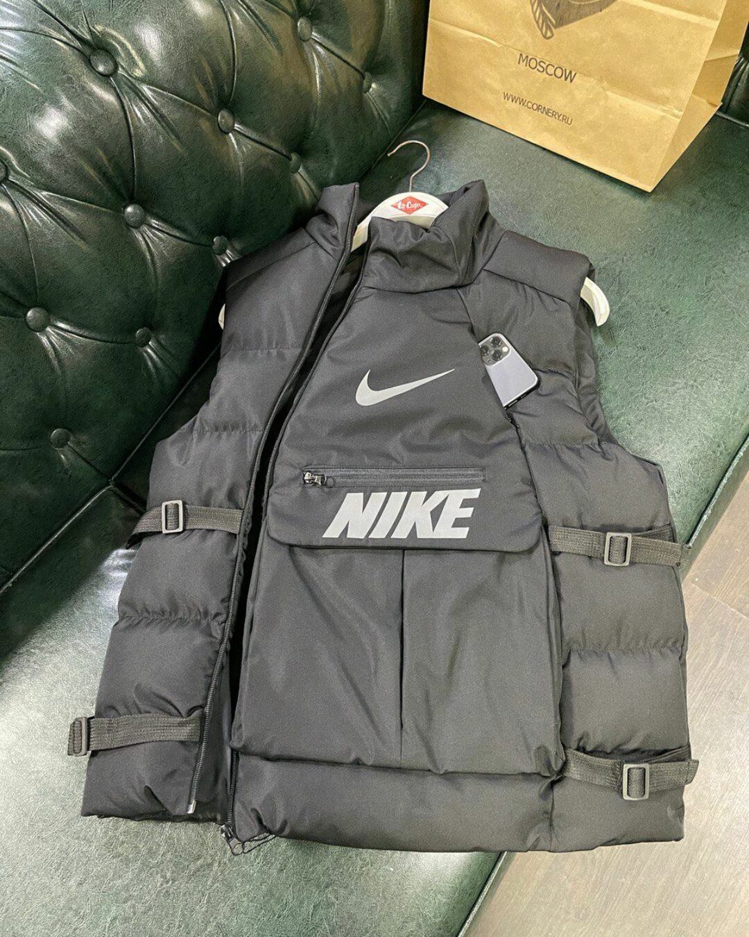 Жилет Nike