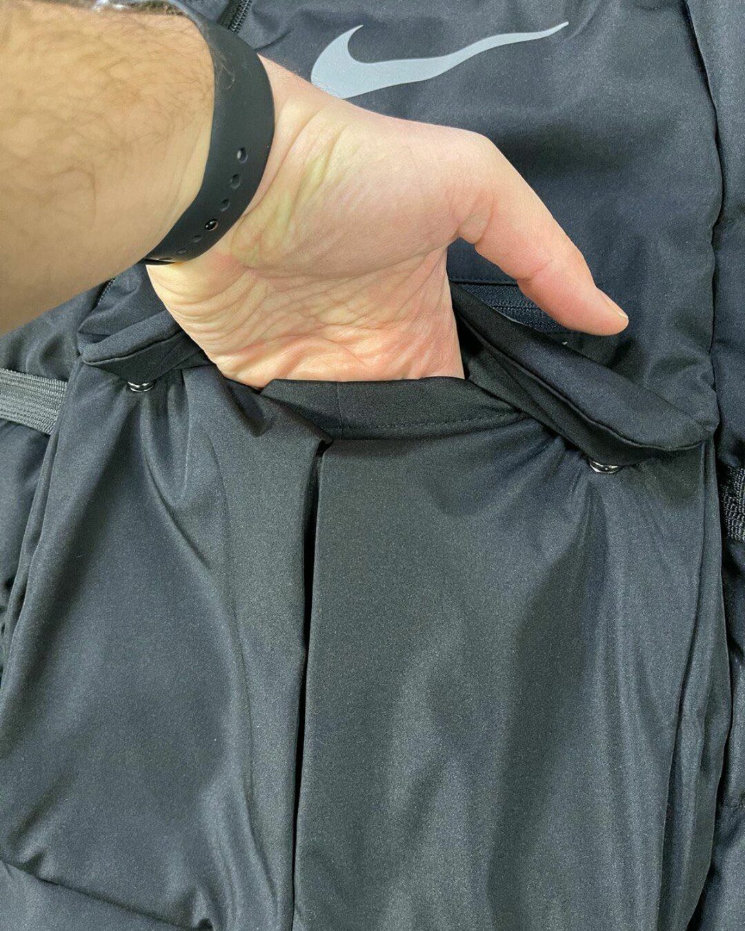 Жилет Nike