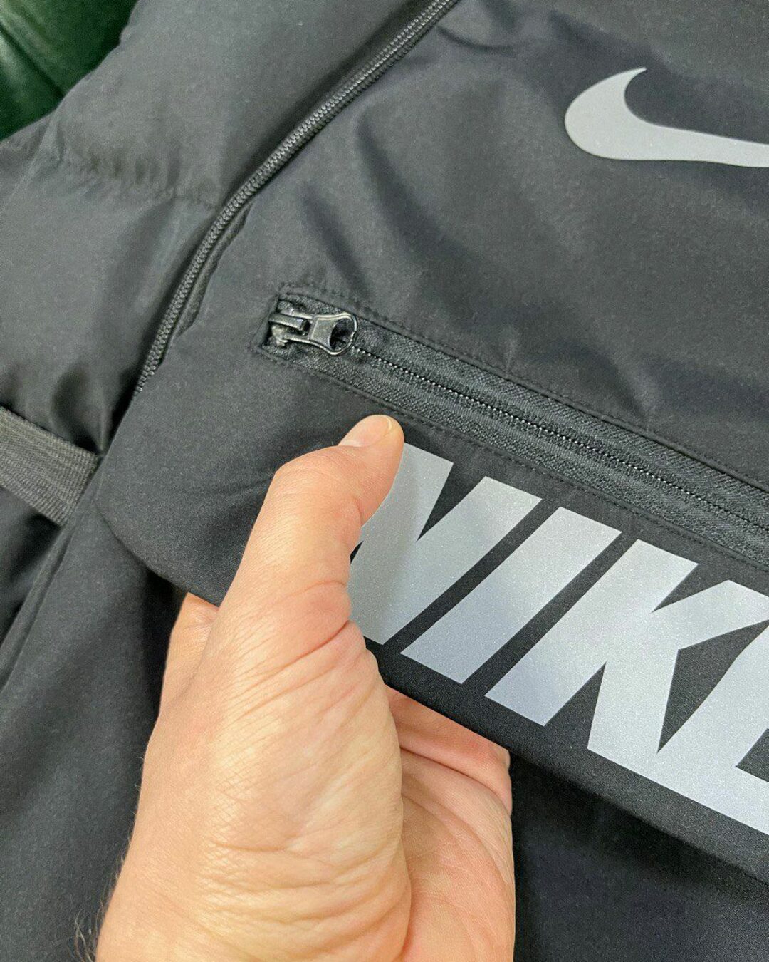 Жилет Nike