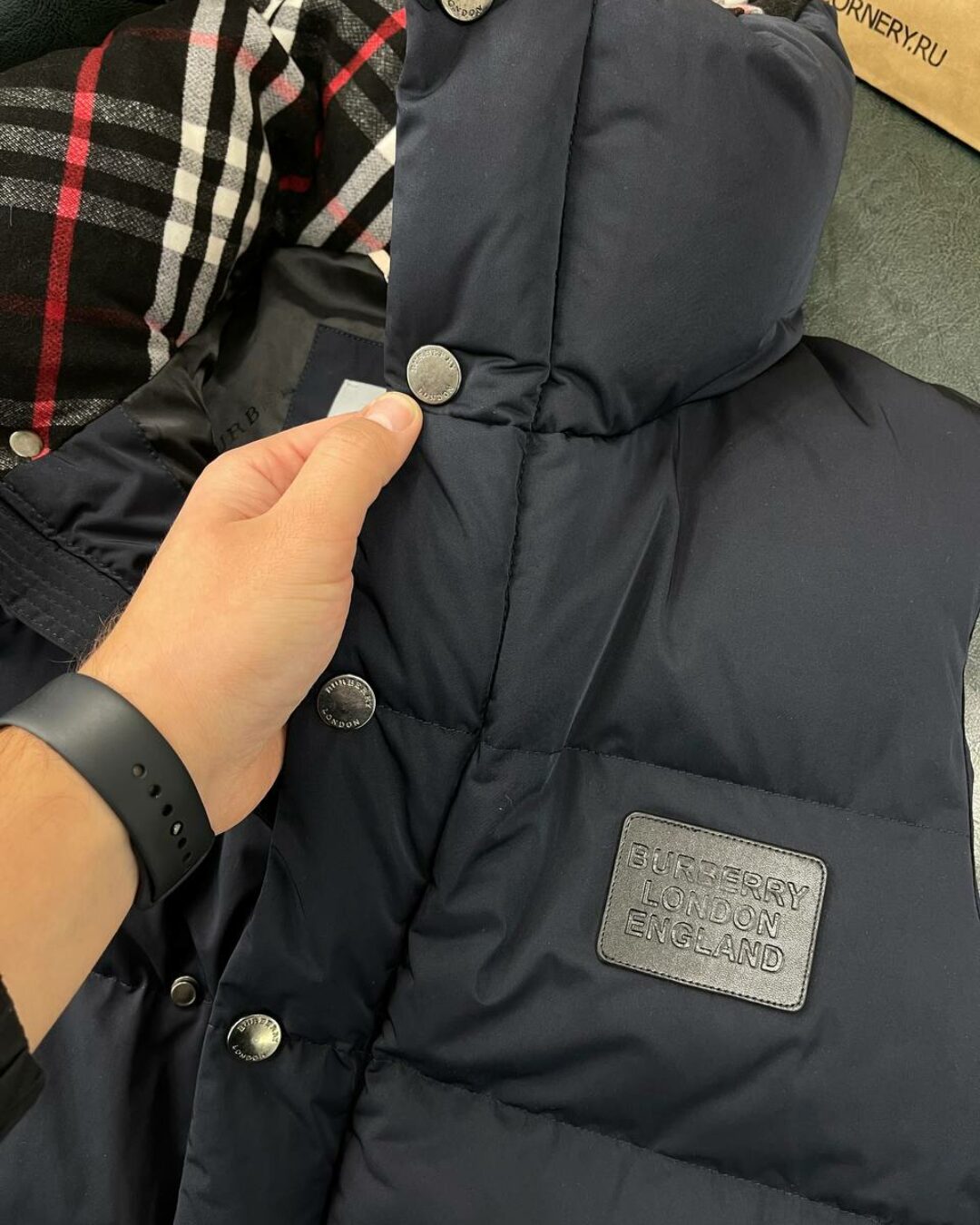 Жилет Burberry