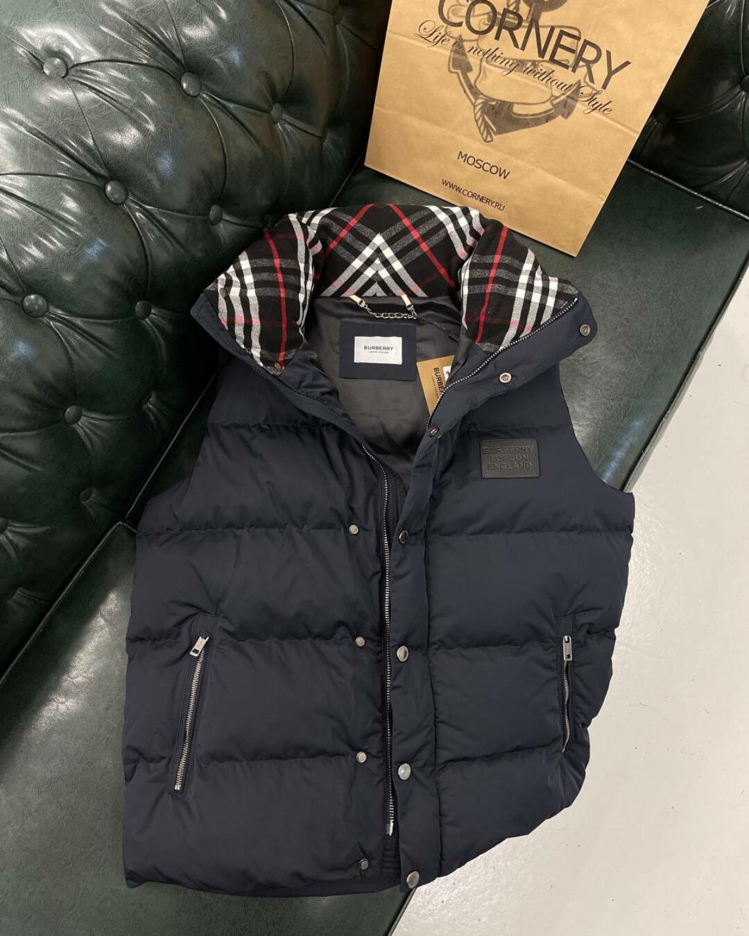 Жилет Burberry