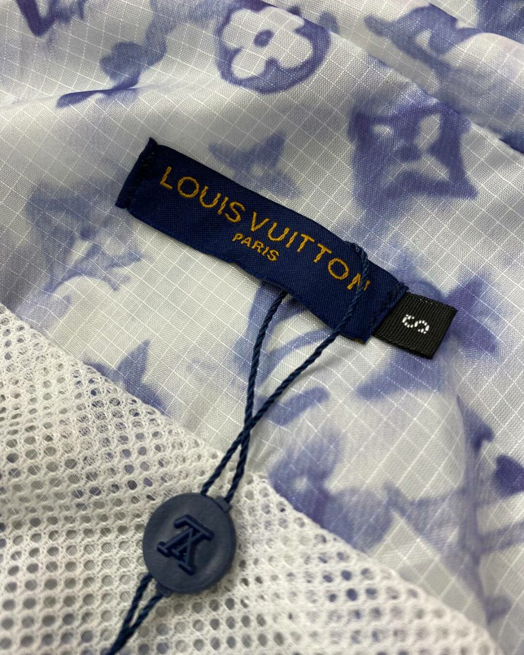 Костюм Louis Vuitton