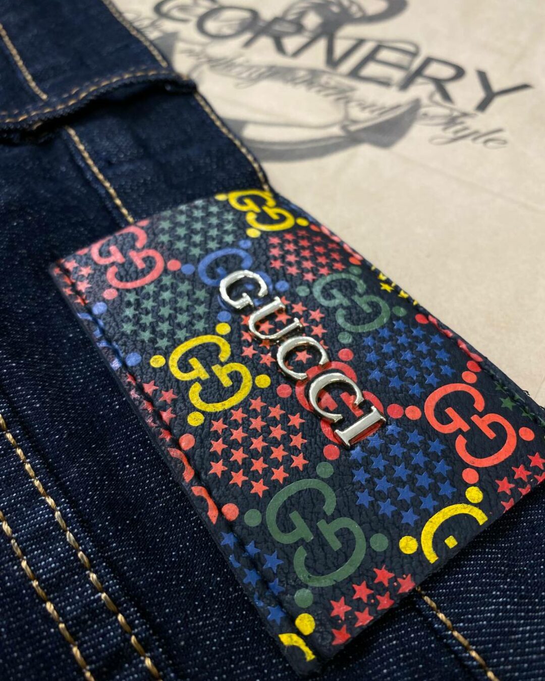 Джинсы Gucci