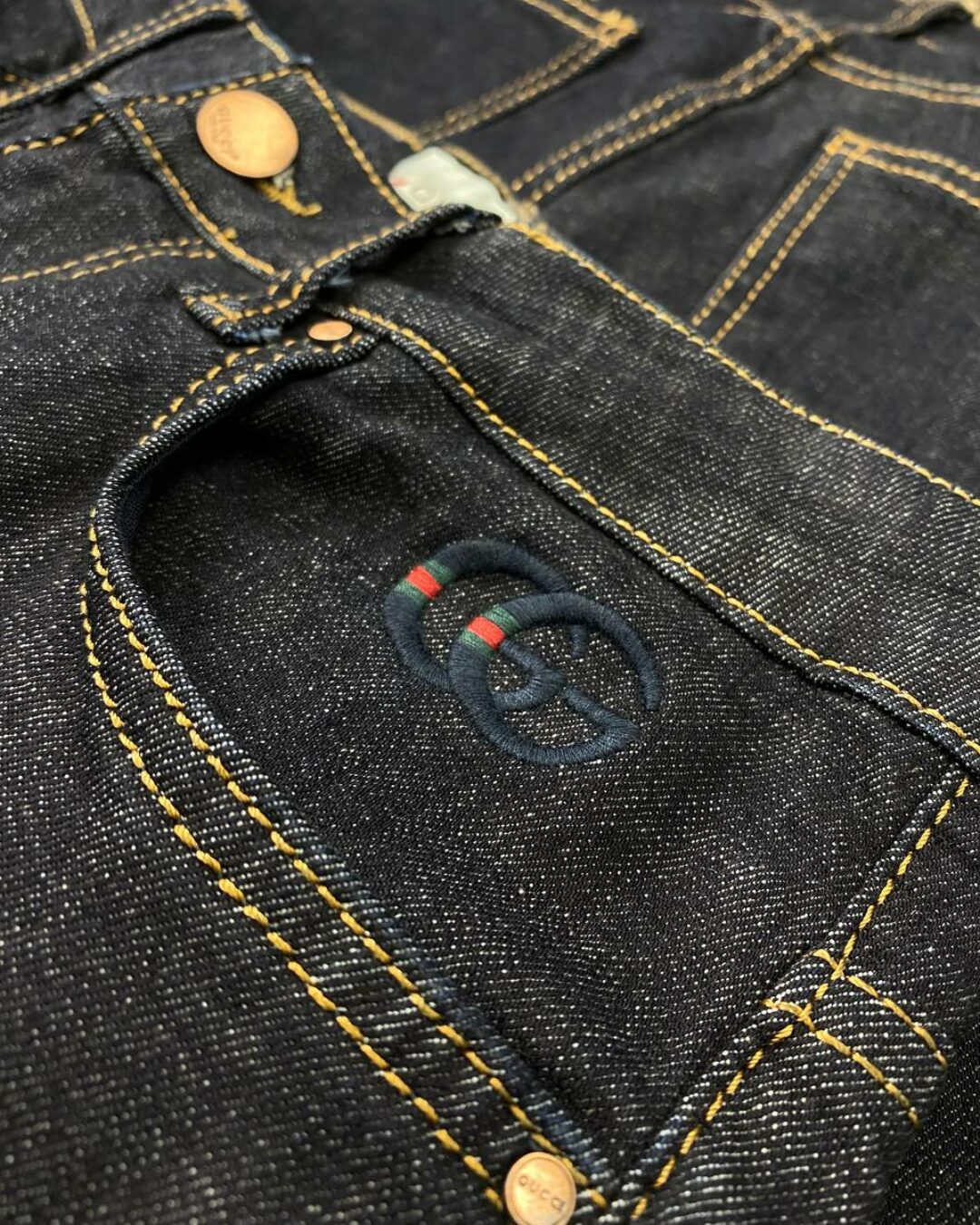 Джинсы Gucci