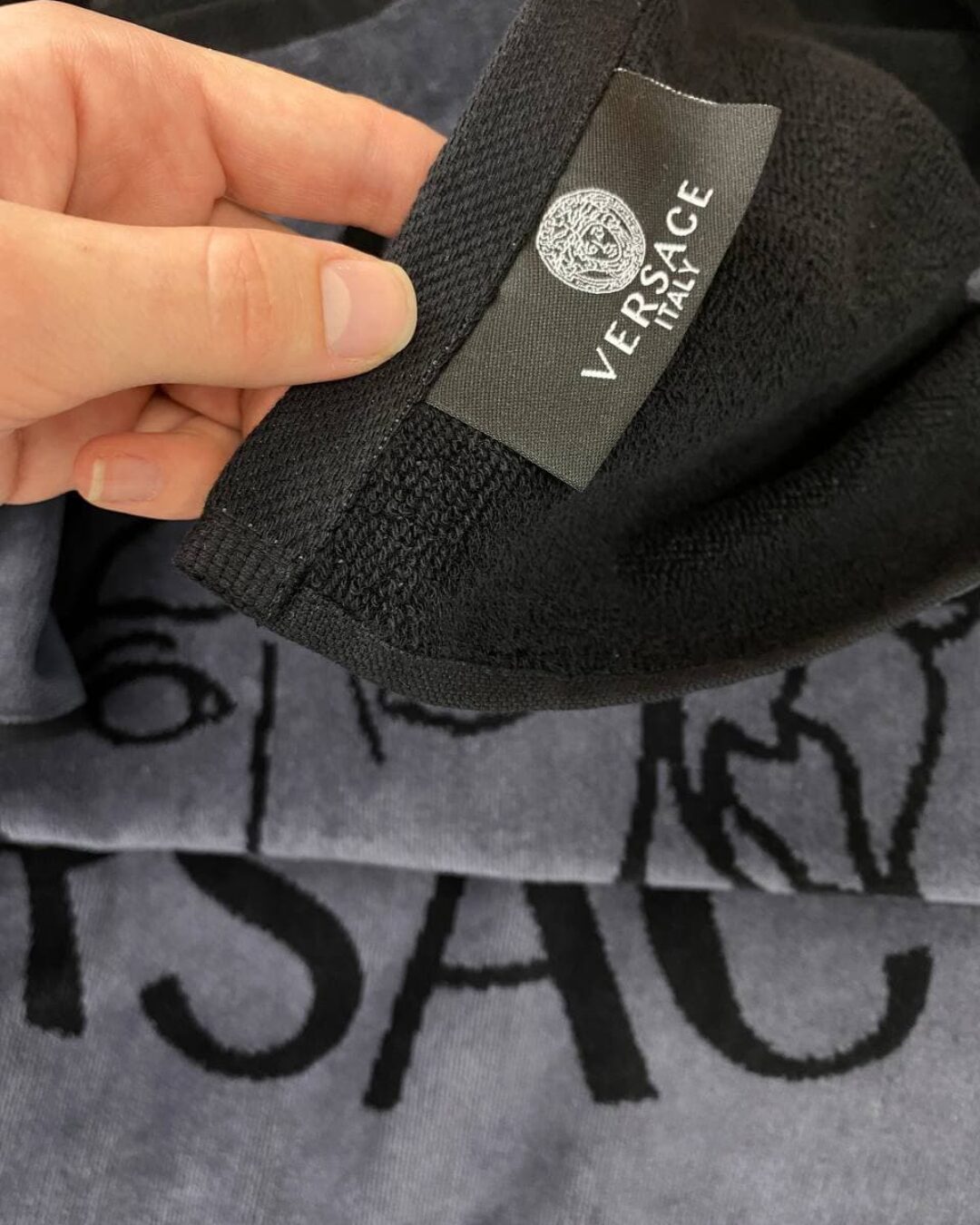 Полотенце Versace