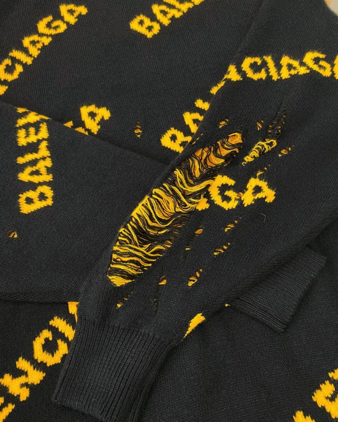 Свитер Balenciaga — фото 7