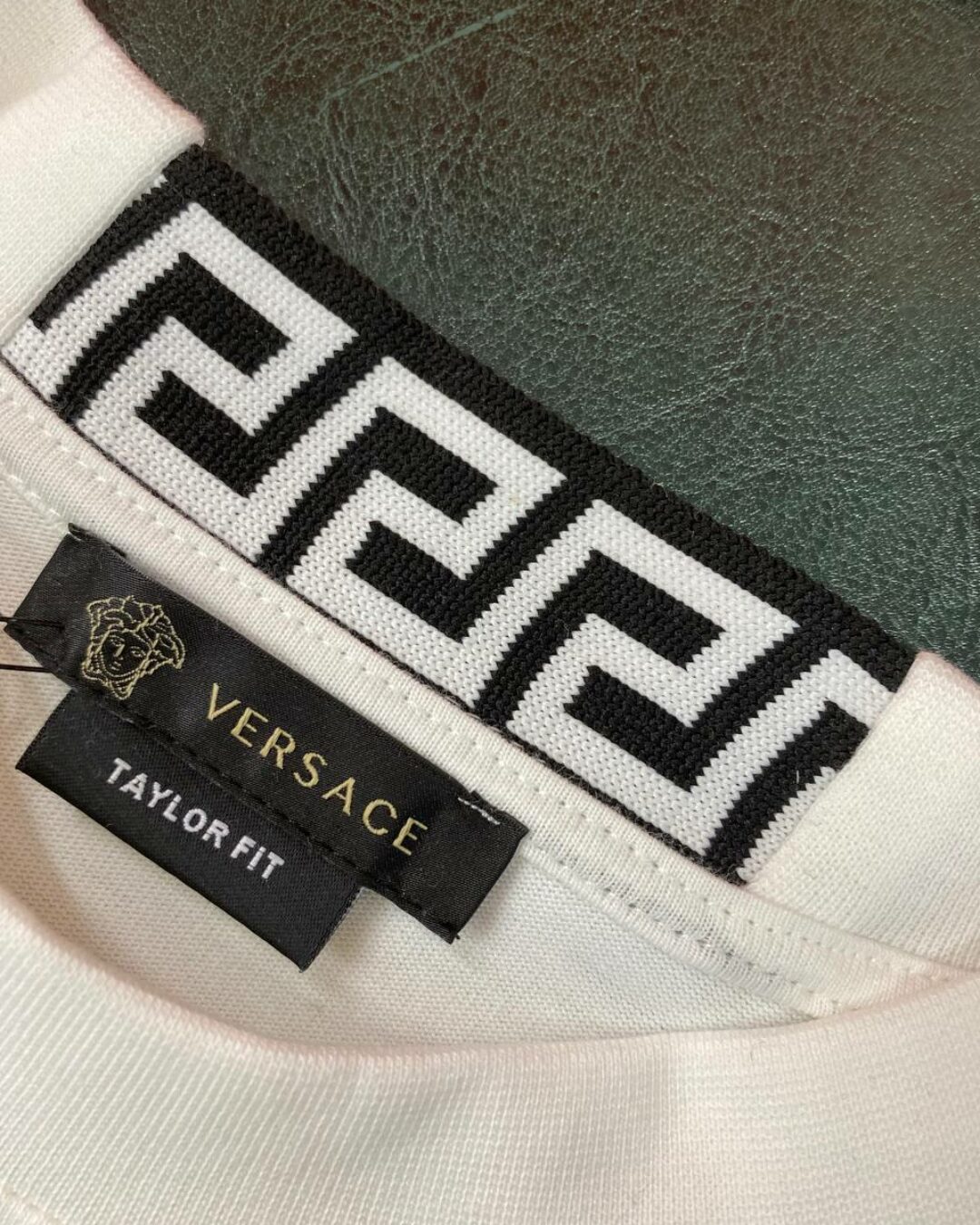 Футболка Versace
