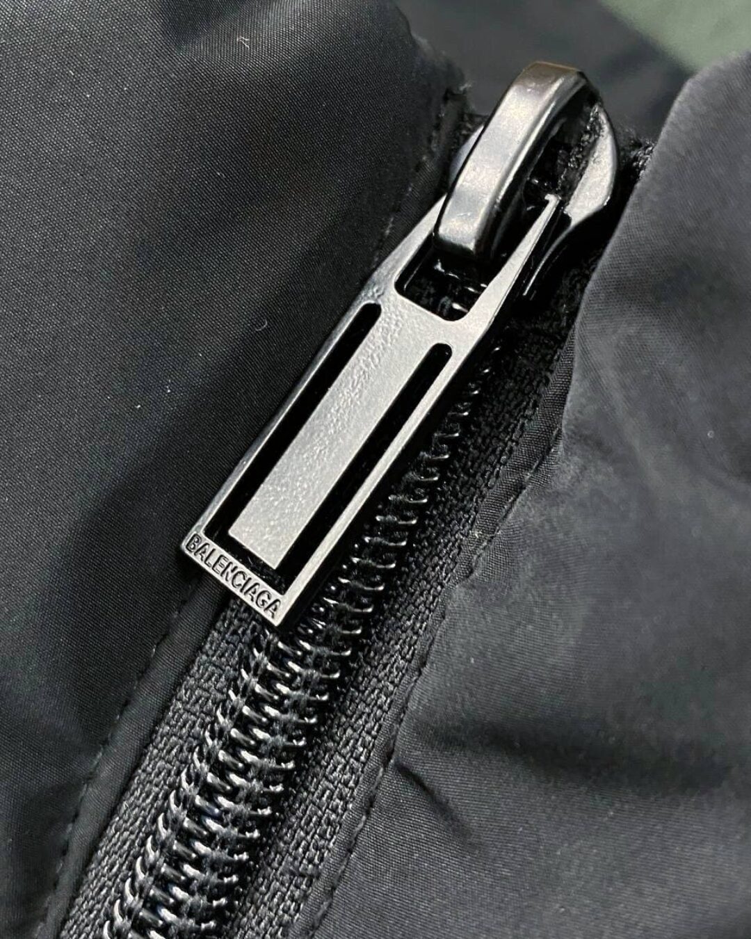 Куртка Balenciaga — фото 7