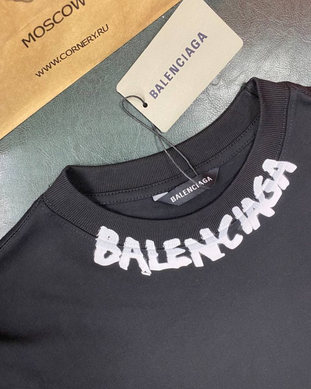 Футболка Balenciaga — фото 2