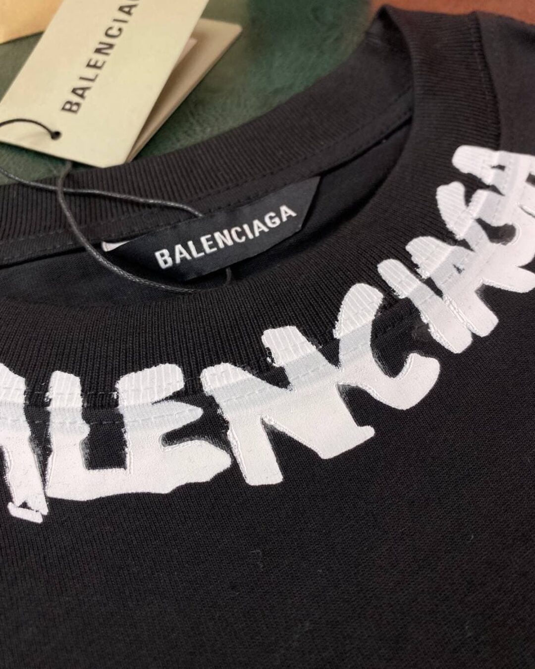 Футболка Balenciaga — фото 4