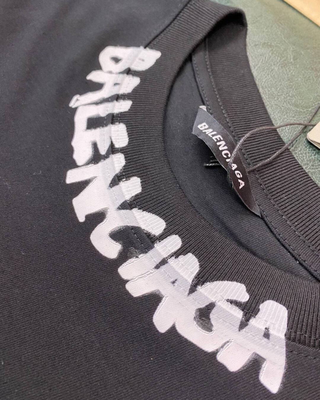 Футболка Balenciaga — фото 3