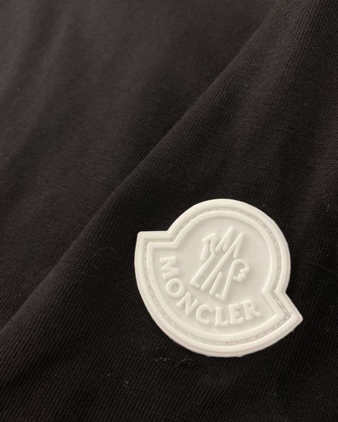 Футболка Moncler