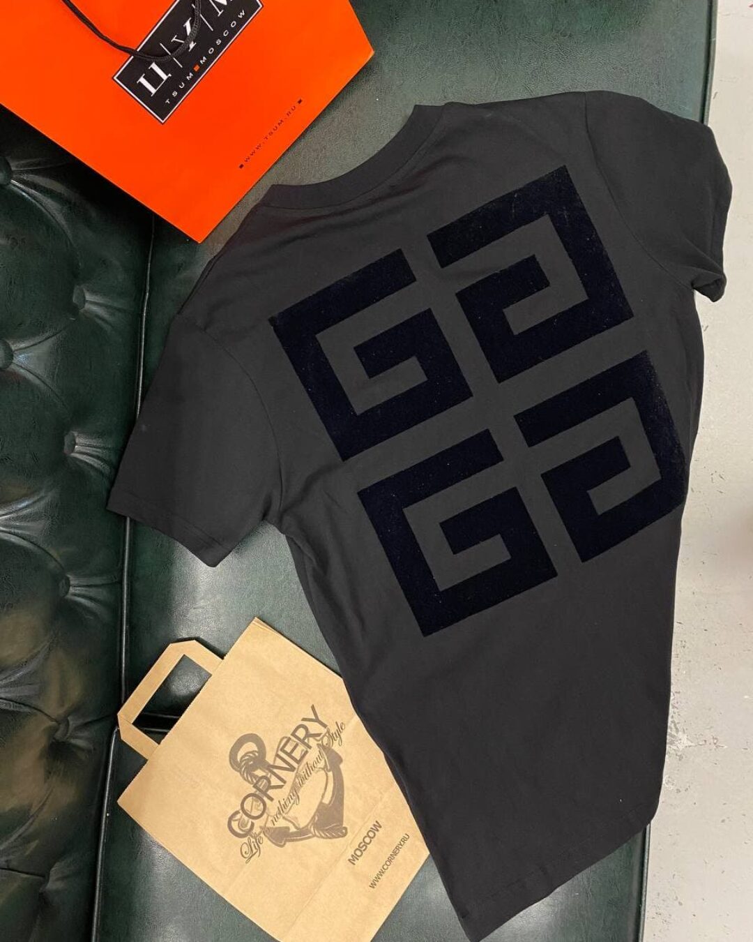 Футболка Givenchy