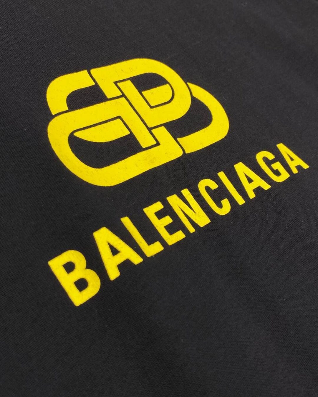 Футболка Balenciaga — фото 6