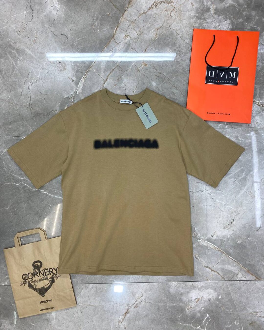 Футболка Balenciaga
