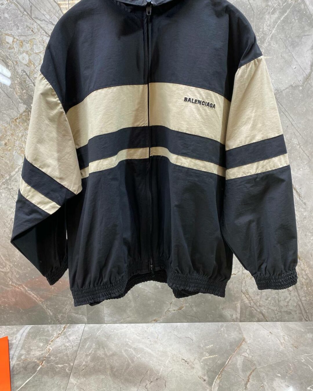 Ветровка Balenciaga
