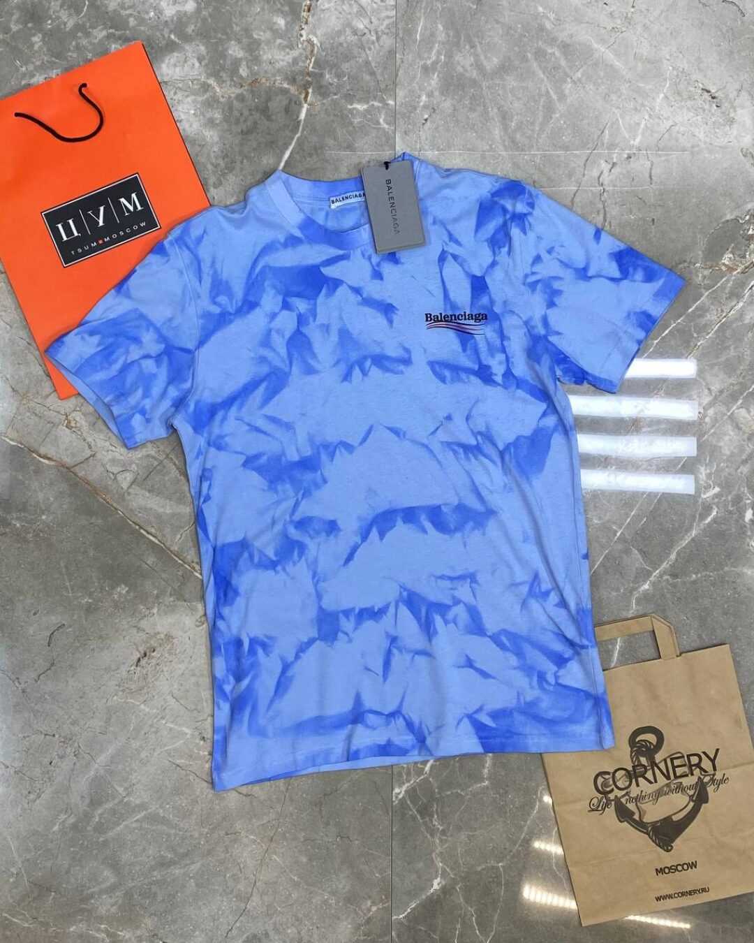Футболка Balenciaga