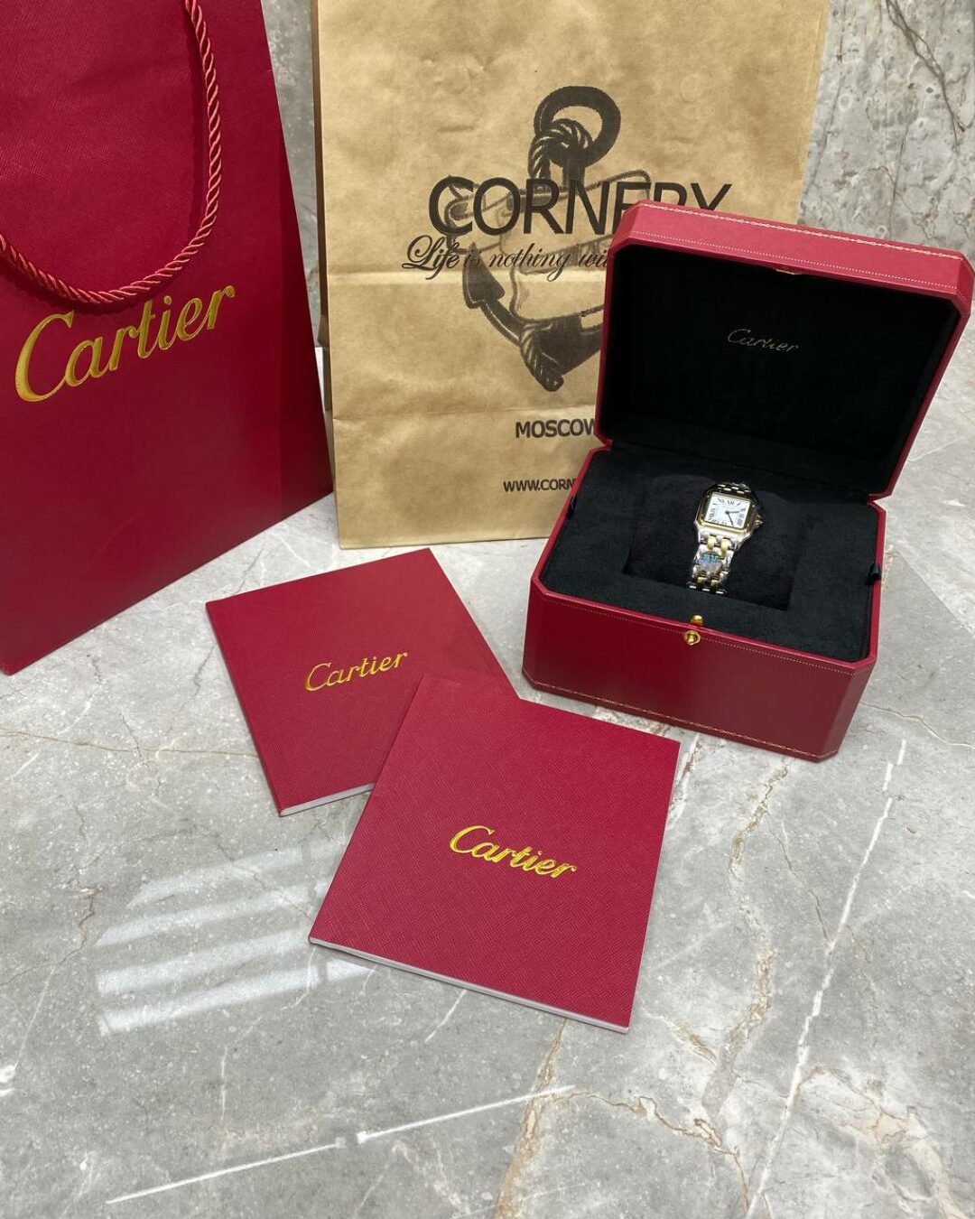 Часы Cartier