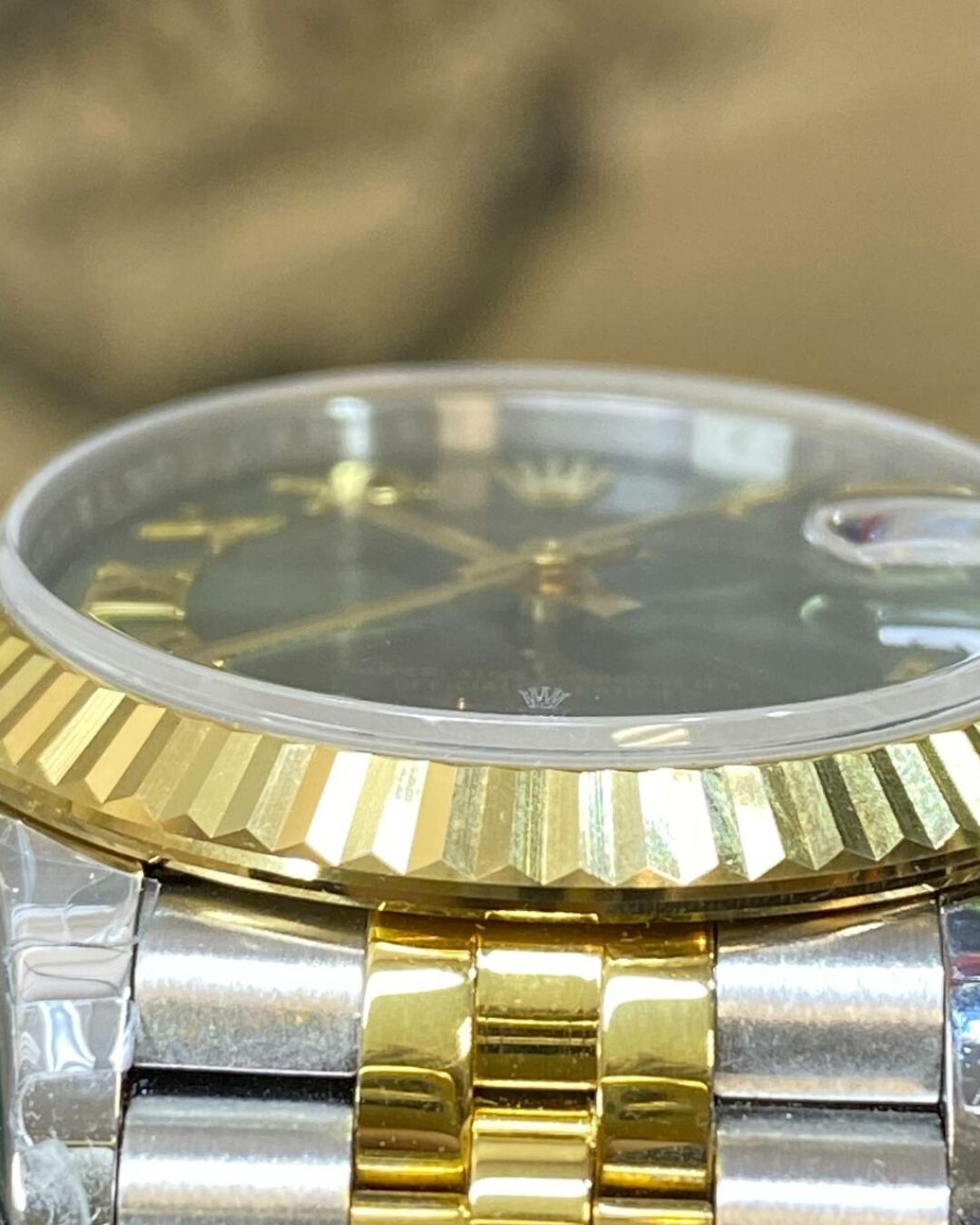 Часы Rolex DateJust Gold