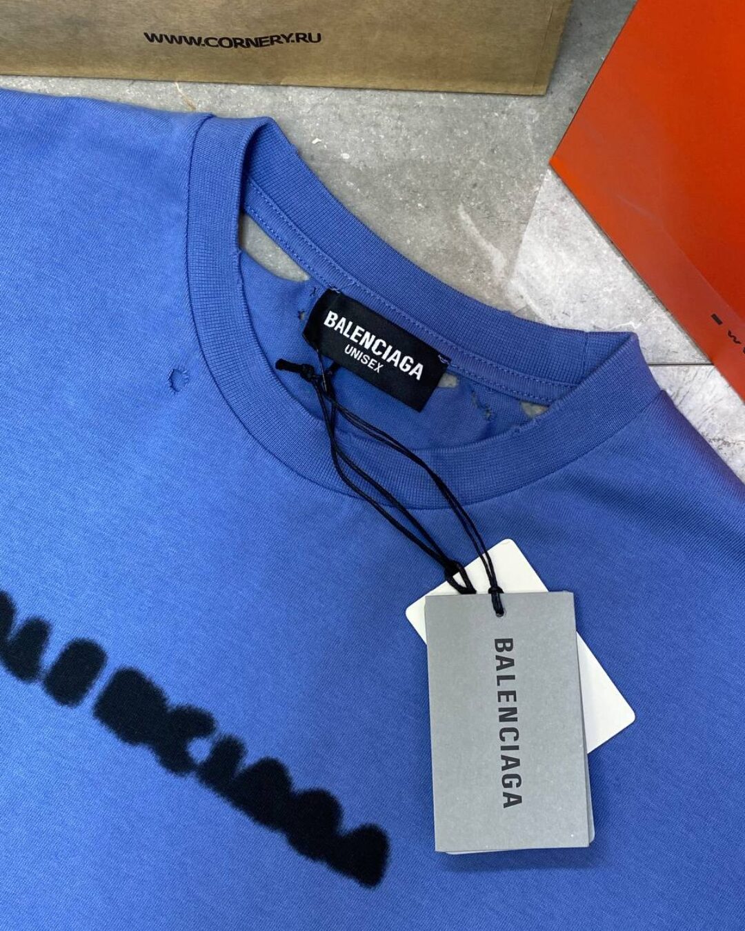 Футболка Balenciaga — фото 6
