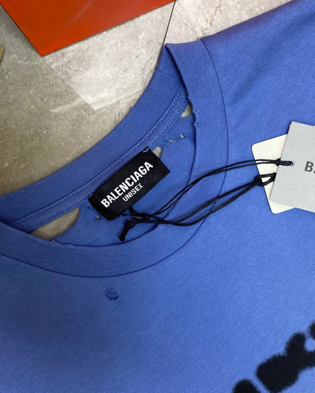 Футболка Balenciaga — фото 8