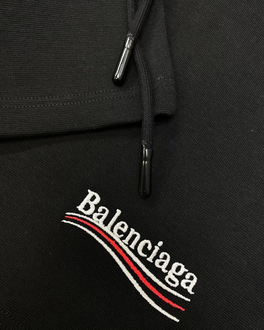 Шорты Balenciaga — фото 3