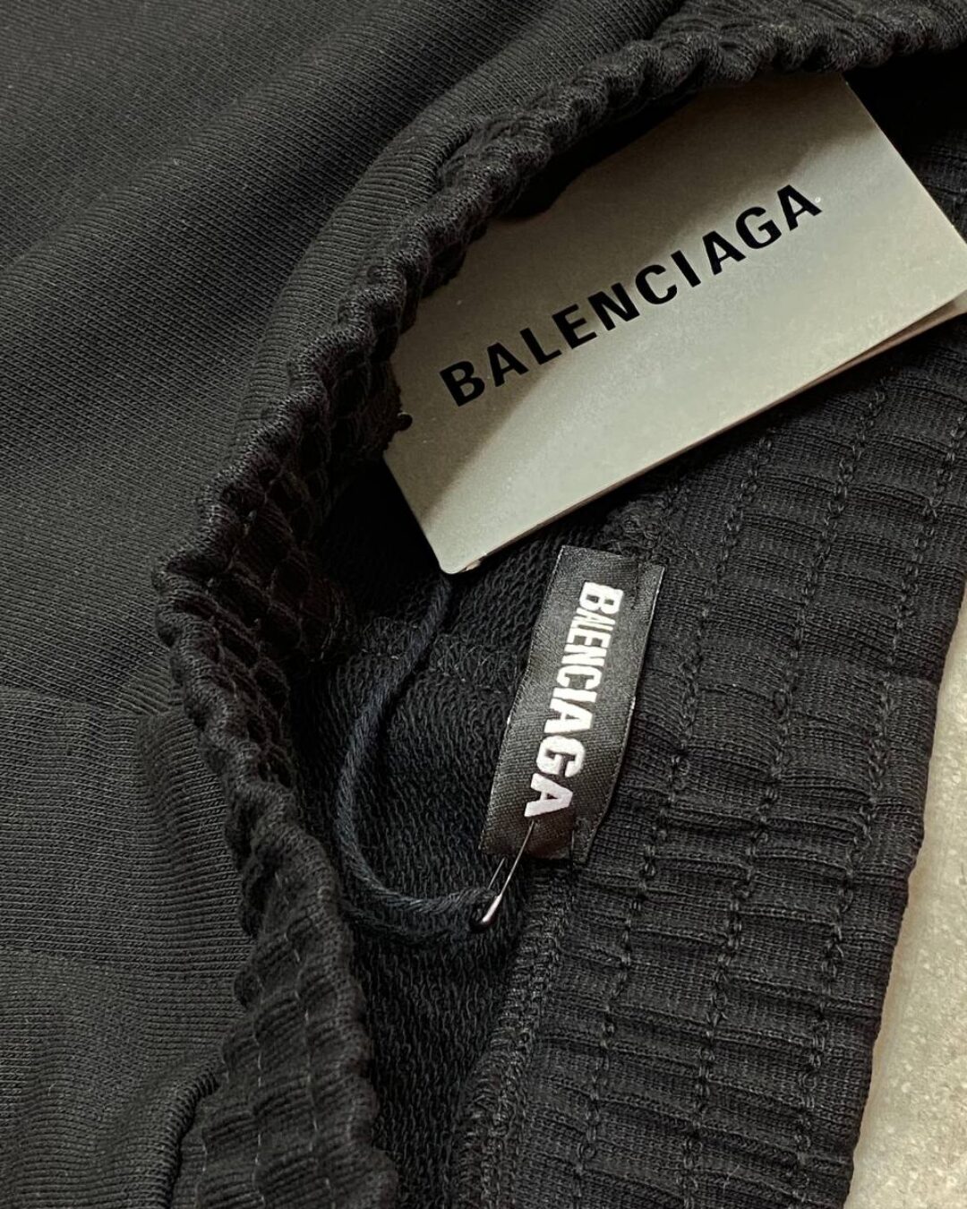 Шорты Balenciaga — фото 8