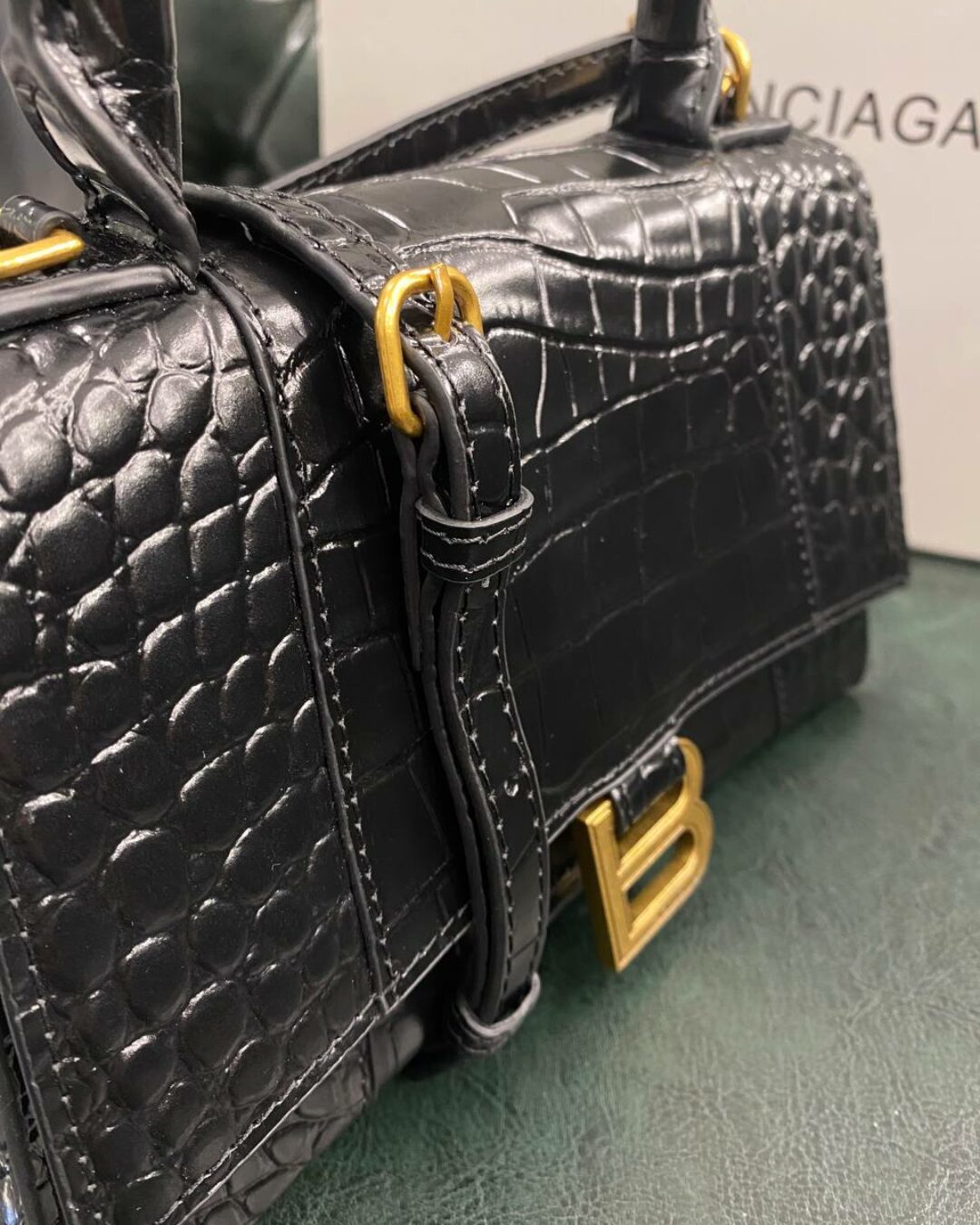 Сумка Balenciaga Crocodile Effect Tote Bag