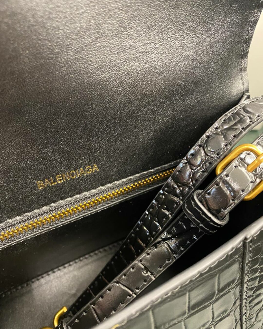 Сумка Balenciaga Crocodile Effect Tote Bag